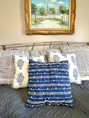 2 for 1 Blue Striped Decorative Throw Pillow Sham with Ivory Design Pillow